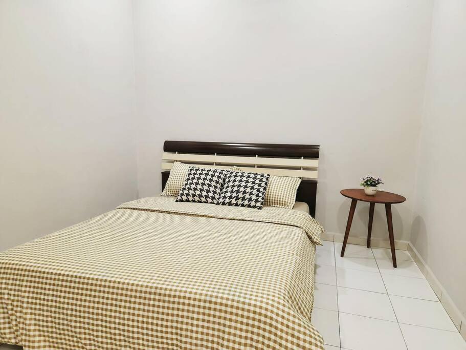 Rumah percutian 5min To Town Garden East Tambun 4br 16 Pax