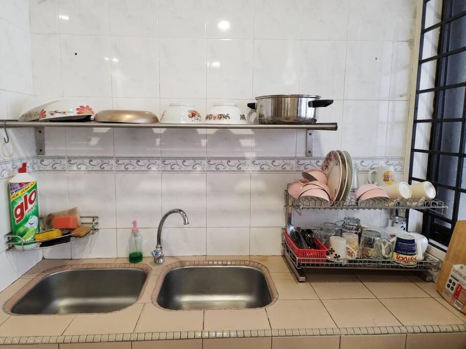 5min To Town Garden East Tambun 4br 16 Pax Rumah percutian