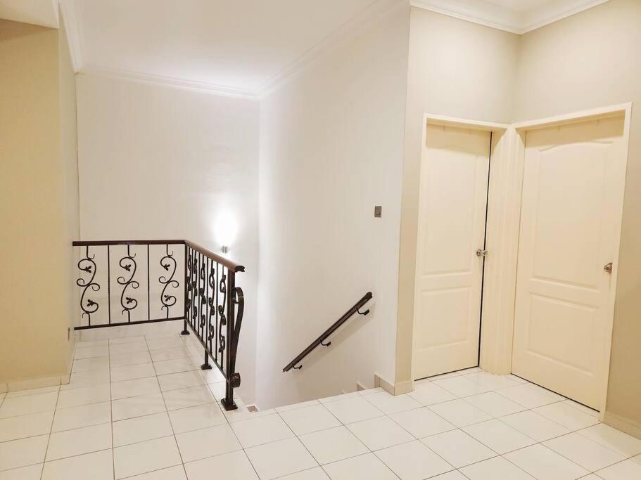 Rumah percutian 5min To Town Garden East Tambun 4br 16 Pax Ipoh